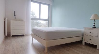 Appartement 3 pièces de 71 m² à Les Ulis (91940)