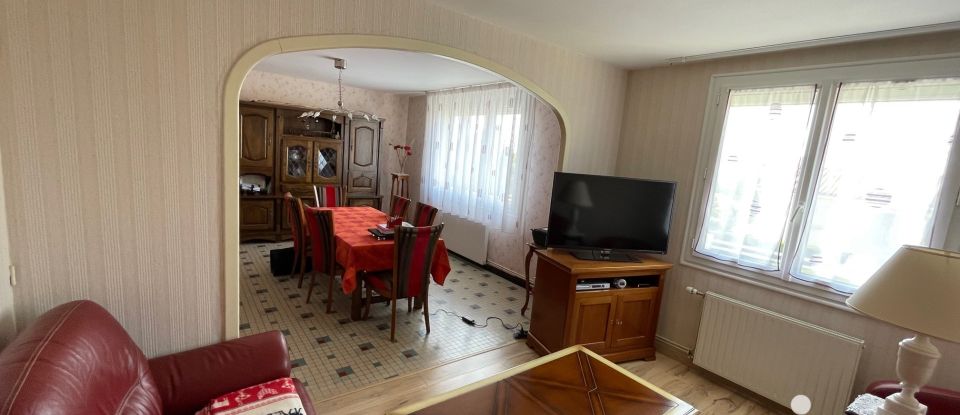 House 4 rooms of 96 m² in Pouzauges (85700)