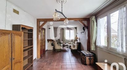 Maison traditionnelle 5 pièces de 92 m² à Corbeil-Essonnes (91100)
