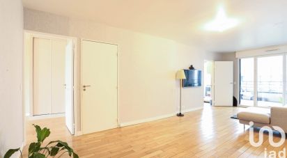 Apartment 4 rooms of 83 m² in Le Plessis-Robinson (92350)