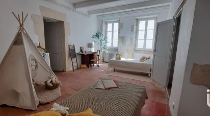 Maison 9 pièces de 295 m² à Nieul-sur-Mer (17137)