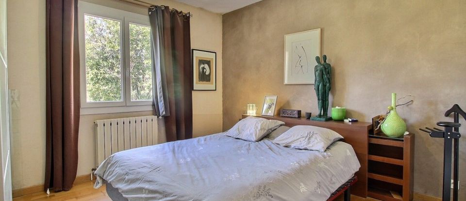 Maison 7 pièces de 195 m² à La Cadière-d'Azur (83740)