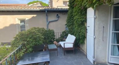 House 5 rooms of 130 m² in Richerenches (84600)