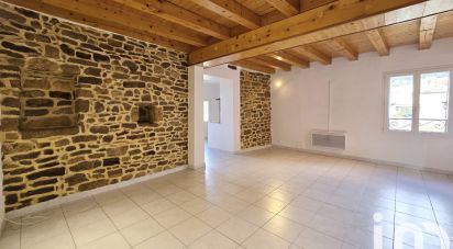 Maison de village 5 pièces de 91 m² à Laudun-l'Ardoise (30290)