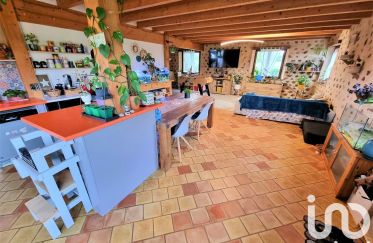 House 5 rooms of 135 m² in Les Forges (79340)
