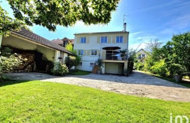 House 7 rooms of 177 m² in Samois-sur-Seine (77920)