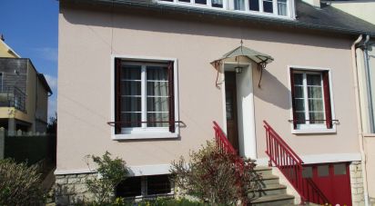 House 4 rooms of 110 m² in Chartres (28000)