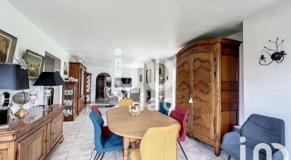 Maison traditionnelle 8 pièces de 202 m² à Plourhan (22410)