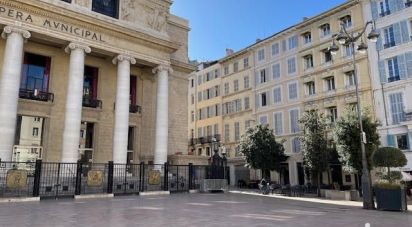Building in Marseille (13001) of 210 m²
