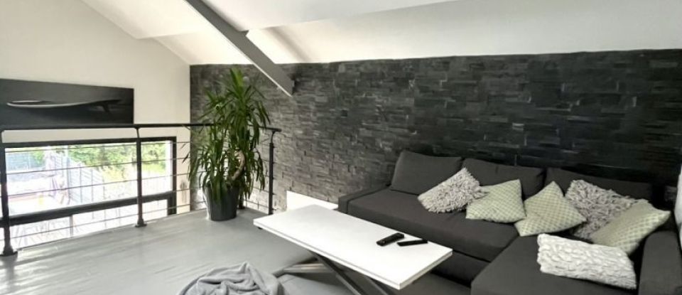 Appartement 4 pièces de 92 m² à Nantes (44100)