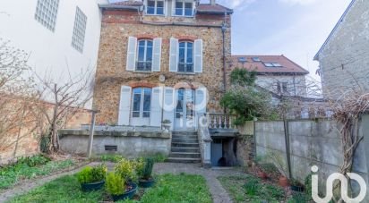 House 8 rooms of 151 m² in Maisons-Laffitte (78600)
