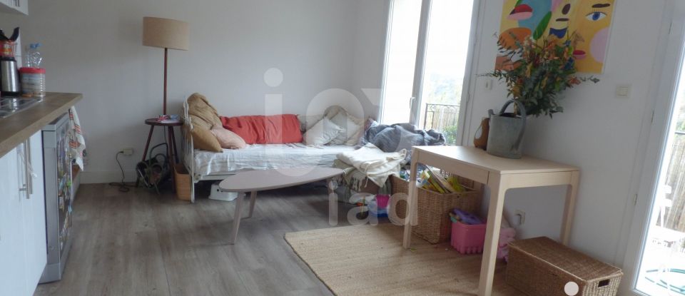 Apartment 3 rooms of 44 m² in Les Adrets-de-l'Estérel (83600)