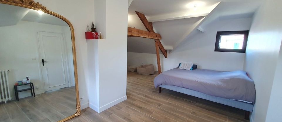 House 8 rooms of 200 m² in Coulommiers (77120)