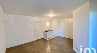 Apartment 2 rooms of 44 m² in Courbevoie (92400)