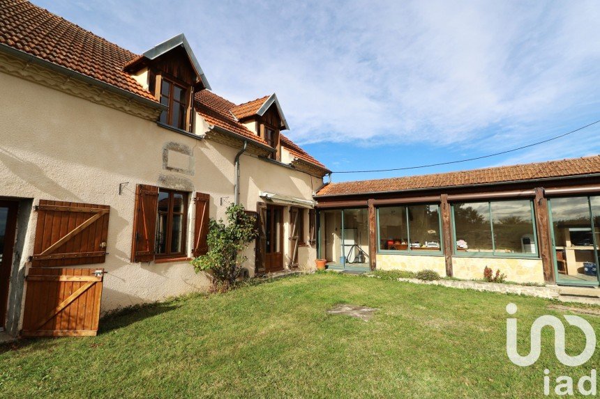 Maison traditionnelle 5 pièces de 119 m² à Sussat (03450)