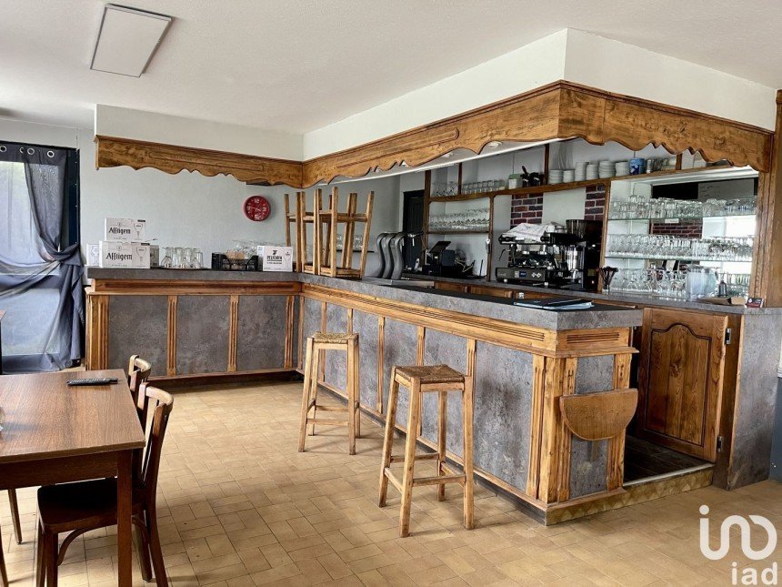 Brasserie-type bar of 310 m² in Lanvollon (22290)