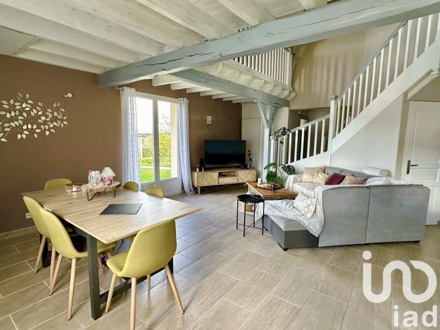 Maison traditionnelle 7 pièces de 155 m² à Saint-Maurice-les-Brousses (87800)