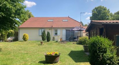 House 5 rooms of 125 m² in Marigny-le-Châtel (10350)