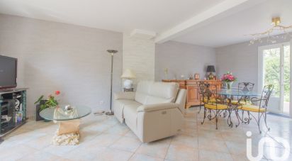 Maison traditionnelle 6 pièces de 150 m² à Ormesson-sur-Marne (94490)