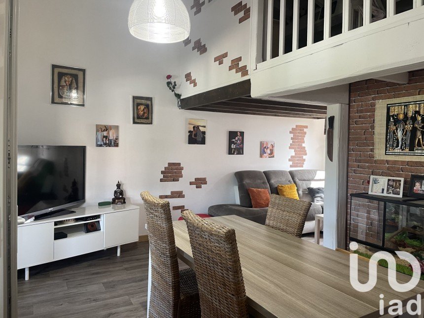 Appartement 4 pièces de 65 m² à Fréjus (83600)
