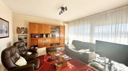 Apartment 3 rooms of 77 m² in Fréjus (83600)
