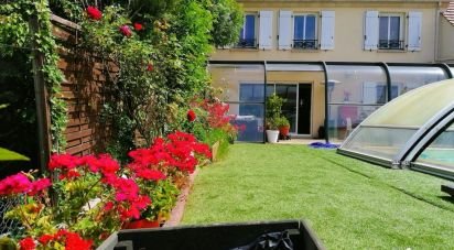 House 8 rooms of 164 m² in Écouen (95440)