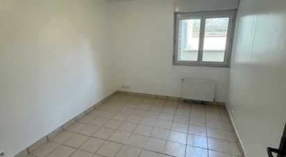 Appartement 2 pièces de 53 m² à Montereau-Fault-Yonne (77130)