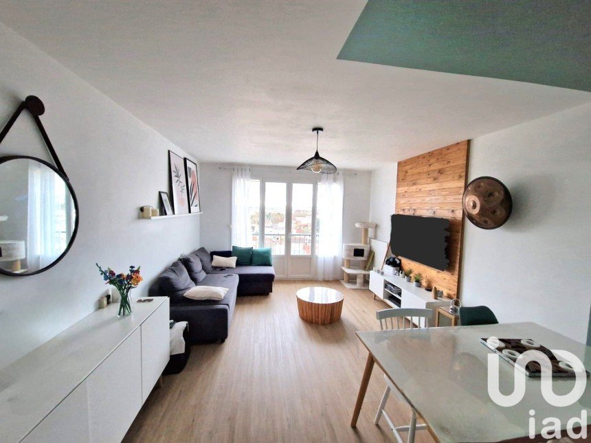 Appartement 3 pièces de 70 m² à Reims (51100)