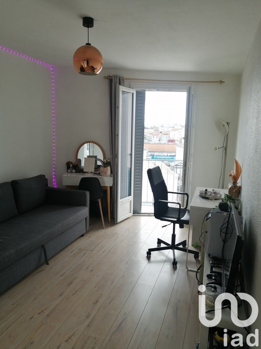 Appartement 2 pièces de 29 m² à Clermont-Ferrand (63000)