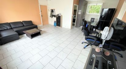 Appartement 5 pièces de 82 m² à Saint-Jean-de-Braye (45800)
