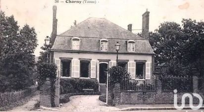 Maison de ville 13 pièces de 325 m² à Charny Orée de Puisaye (89120)