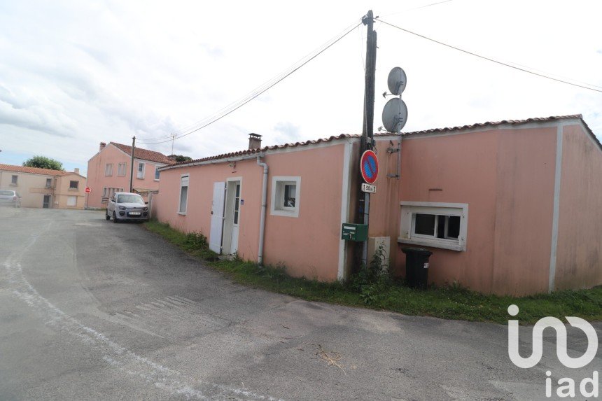 Maison 3 pièces de 126 m² à Rives de l'Yon (85310)