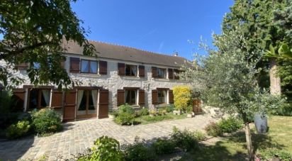 House 6 rooms of 190 m² in Achères-la-Forêt (77760)
