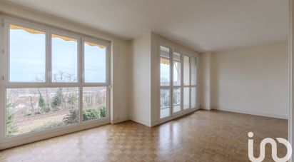 Apartment 3 rooms of 75 m² in Suresnes (92150)