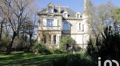 Château 13 pièces de 680 m² à Coursan (11110)