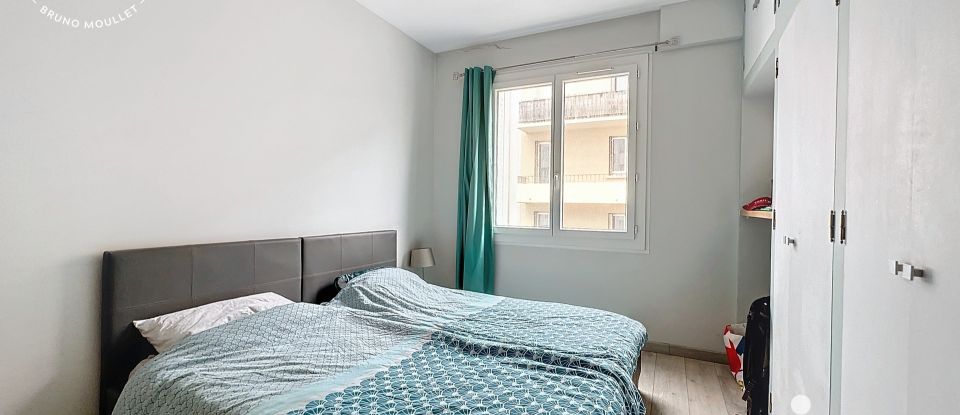 Appartement 5 pièces de 95 m² à Toulon (83000)