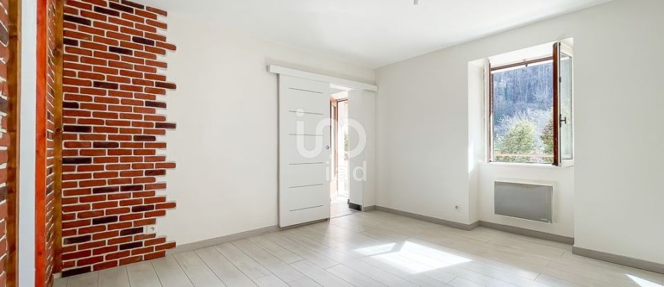 Appartement 2 pièces de 47 m² à Chamoux-sur-Gelon (73390)