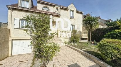 House 7 rooms of 140 m² in Tremblay-en-France (93290)