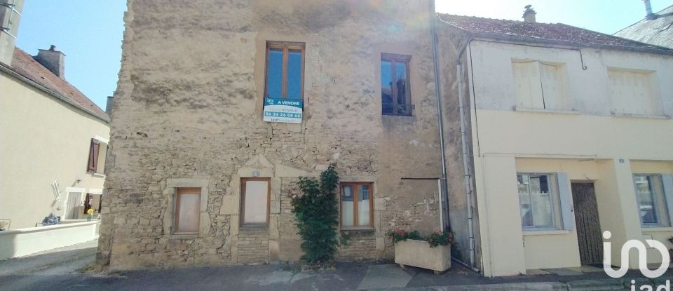 Maison de village 4 pièces de 86 m² à L'Isle-sur-Serein (89440)