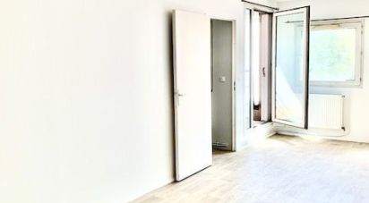 Appartement 4 pièces de 83 m² à Saint-Denis (93200)