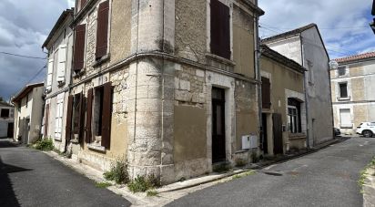 Maison de ville 8 pièces de 170 m² à Ruelle-sur-Touvre (16600)