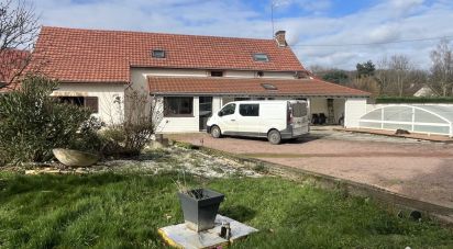 House 5 rooms of 175 m² in Les Aix-d'Angillon (18220)