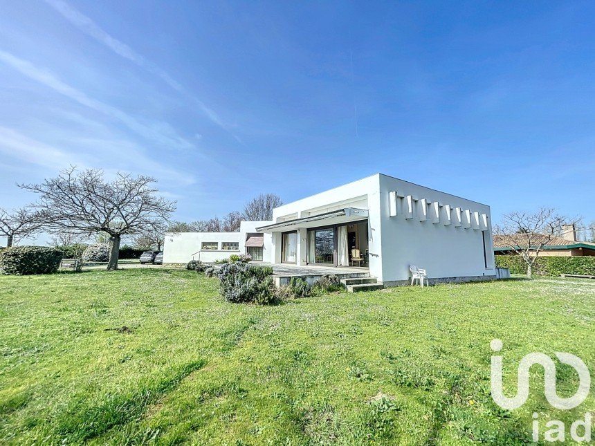 Maison d’architecte 8 pièces de 192 m² à Ramonville-Saint-Agne (31520)