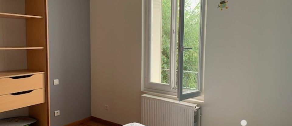 Town house 6 rooms of 143 m² in Clermont-Ferrand (63100)