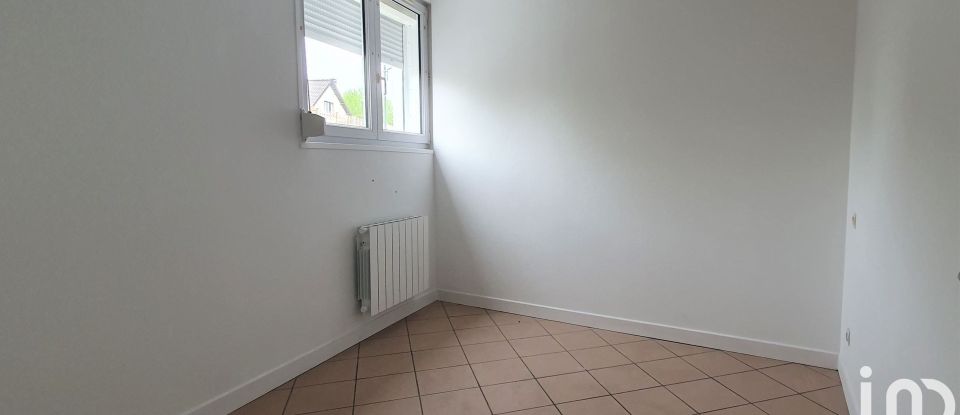 Building in Daours (80800) of 90 m²