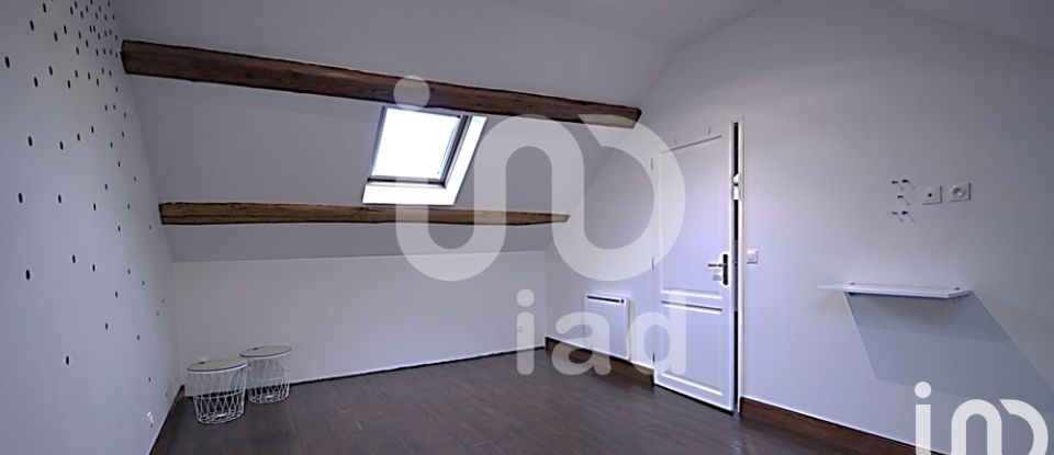 Longere 4 rooms of 130 m² in Ormoy-Villers (60800)