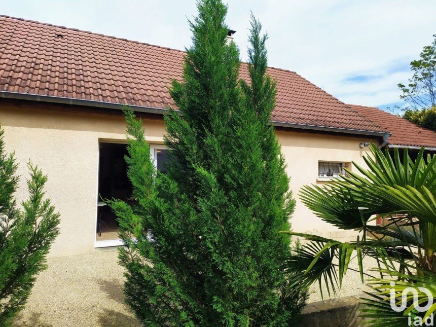 House 6 rooms of 107 m² in Beaune (21200)