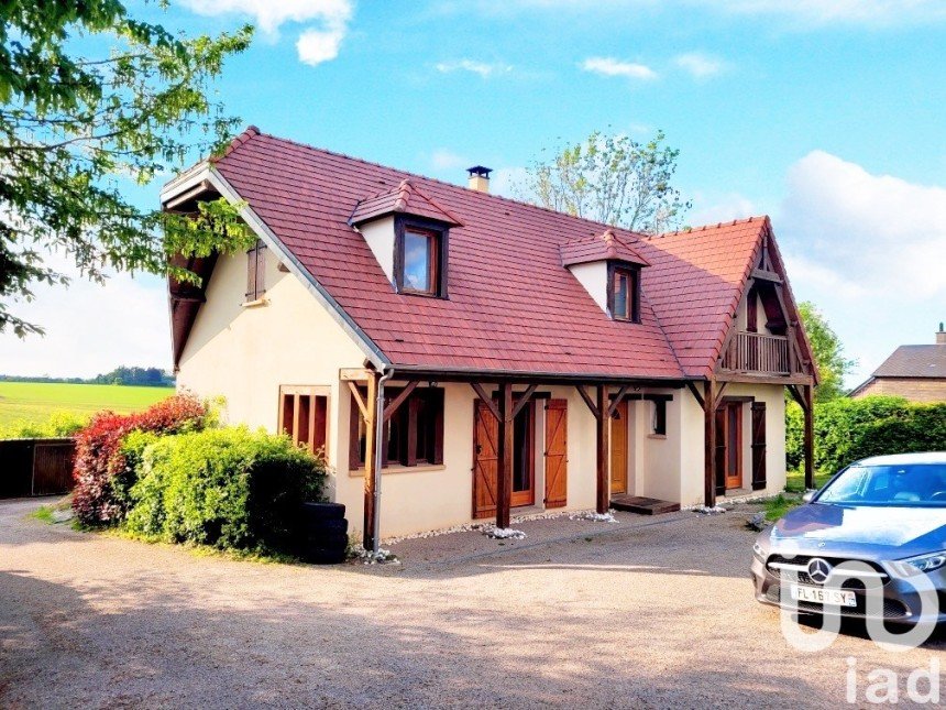Maison traditionnelle 5 pièces de 135 m² à La Ferté-en-Ouche (61550)