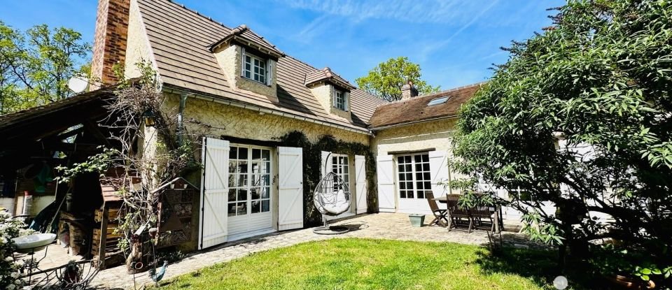 Traditional house 10 rooms of 225 m² in D'Huison-Longueville (91590)