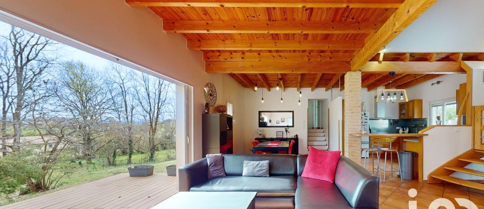 Maison traditionnelle 7 pièces de 155 m² à Montauban (82000)
